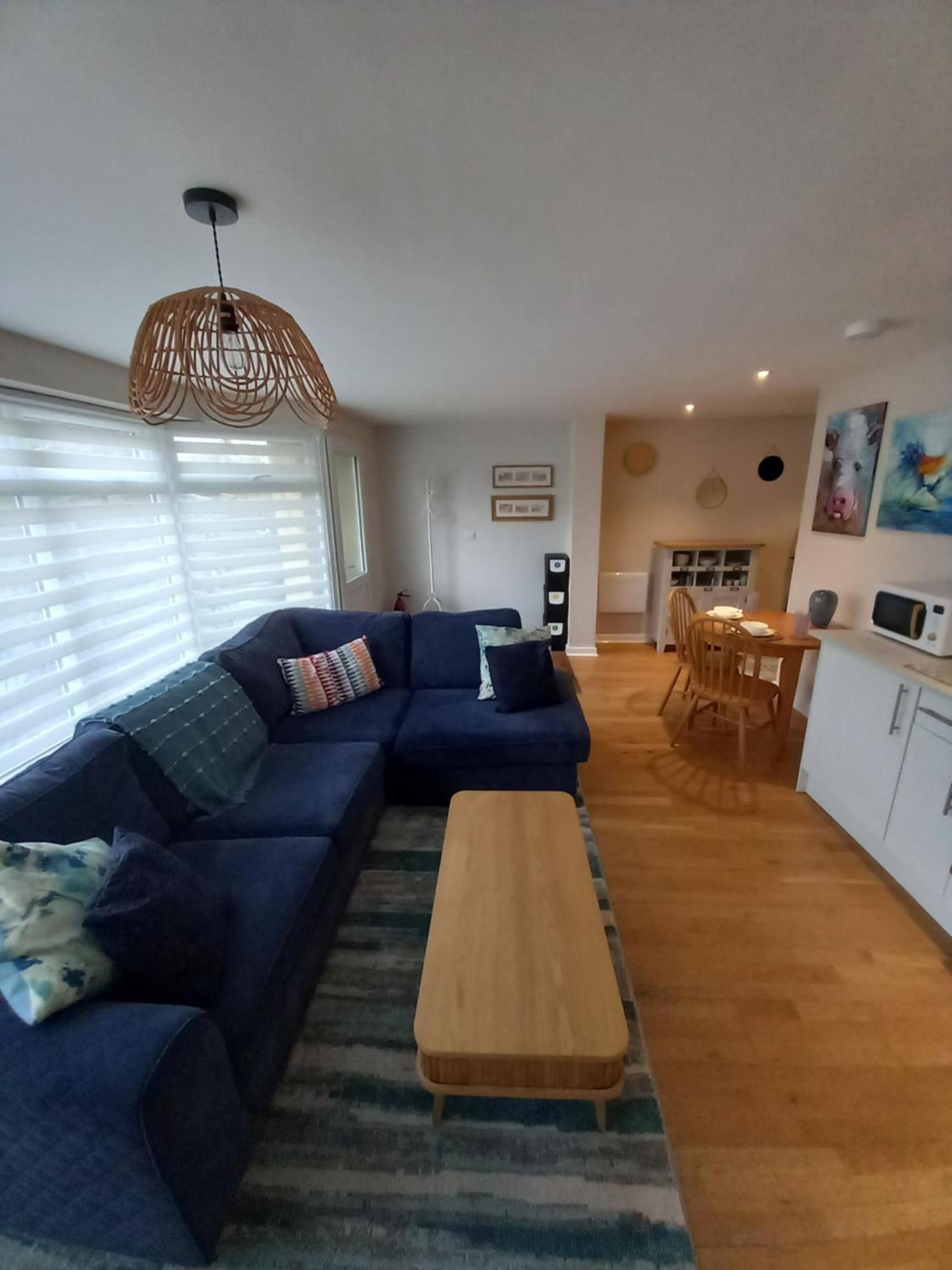 Laurel Apartment 水上伯顿 外观 照片